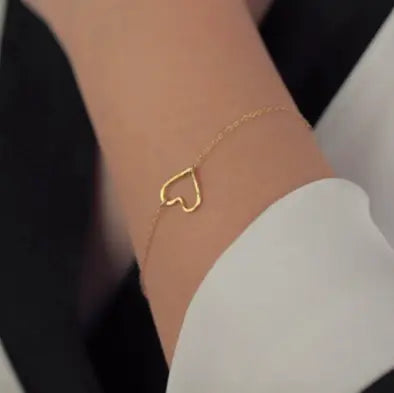 Simple Heart Bracelet