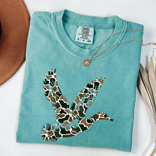 Camouflage Duck Design - Comfort Colors T-Shirt